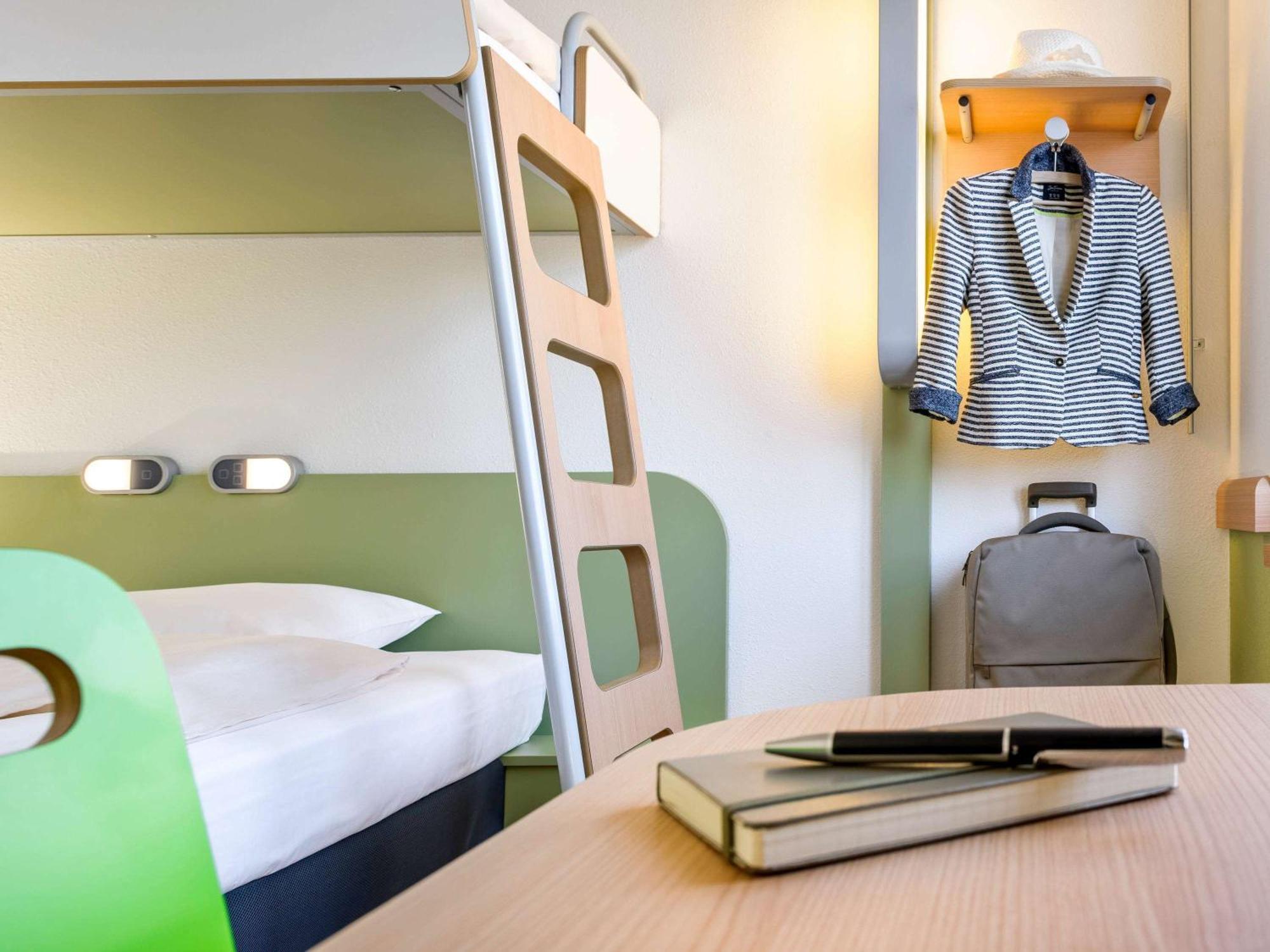 ibis budget Tarbes Eksteriør billede