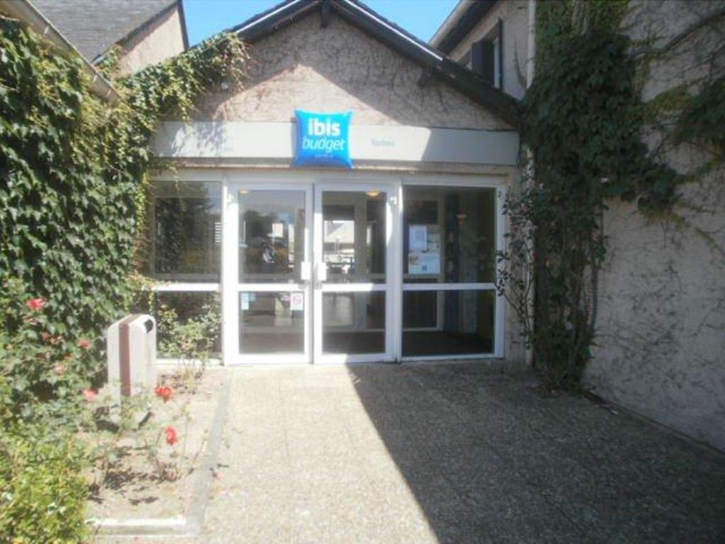 ibis budget Tarbes Eksteriør billede